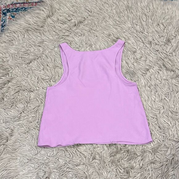 Open edit Lavendar crop tank top size medium - Picture 4 of 4